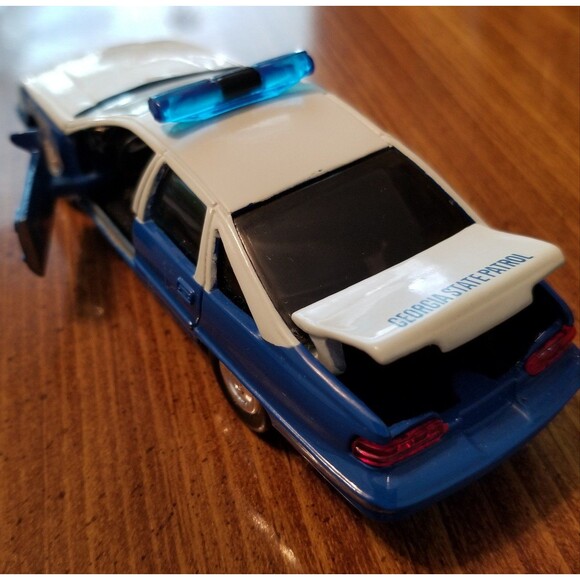 Georgia State Patrol Road Champs die cast police car 1:43 scale - Picture 5 of 10